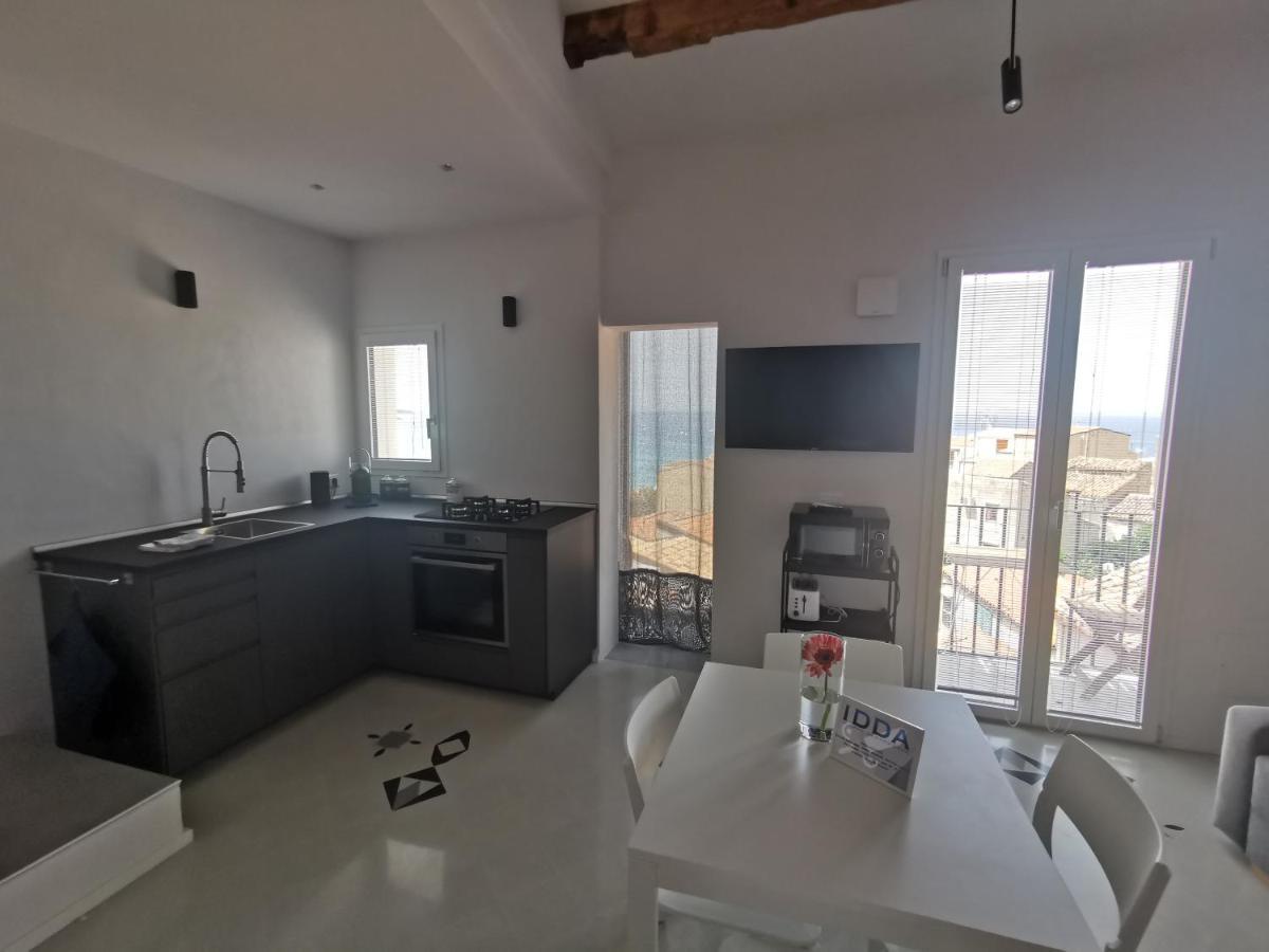 Apartment Idda, Vista Mozzafiato E Mare Dentro Casa