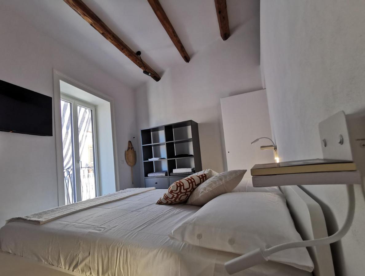 Idda, Vista Mozzafiato E Mare Dentro Casa Apartment Cefalu