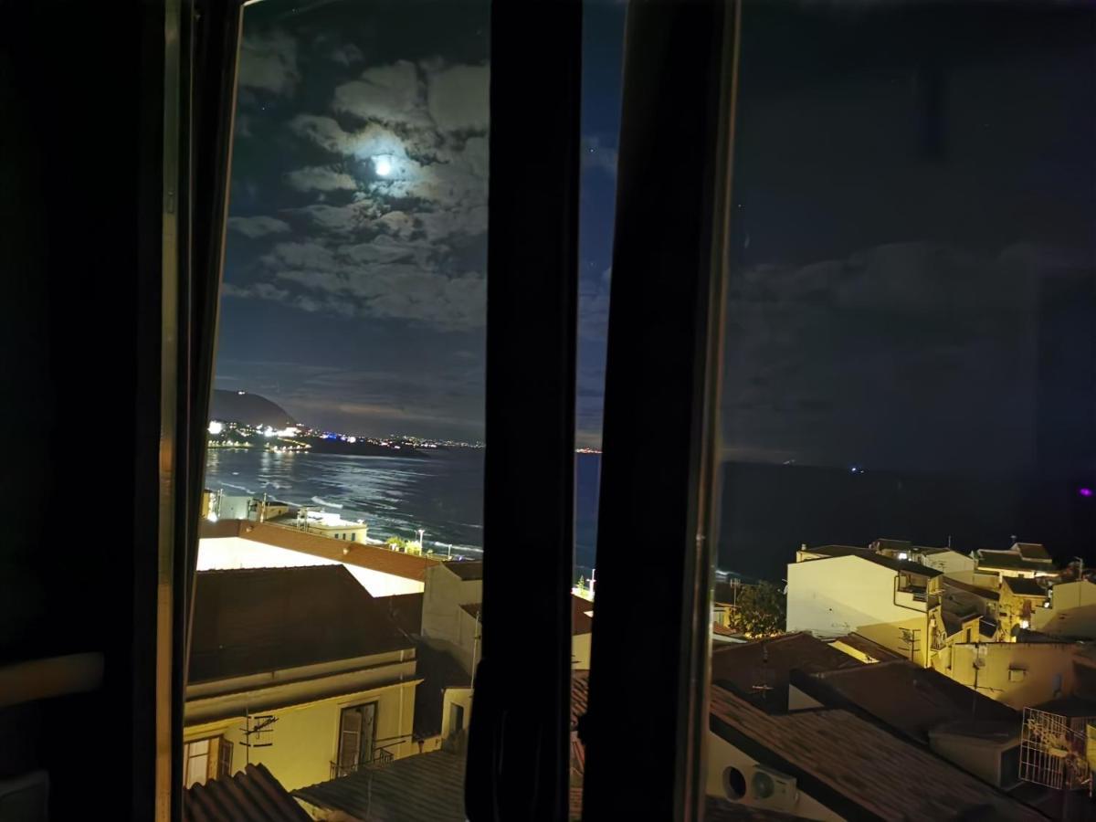 Apartment Idda, Vista Mozzafiato E Mare Dentro Casa *