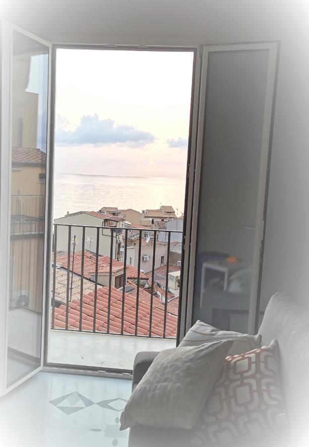 Idda, Vista Mozzafiato E Mare Dentro Casa * Cefalu