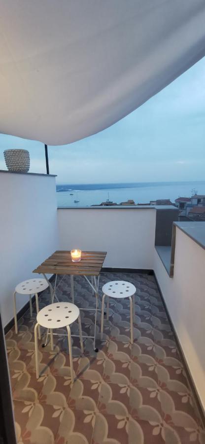 Apartment Idda, Vista Mozzafiato E Mare Dentro Casa *