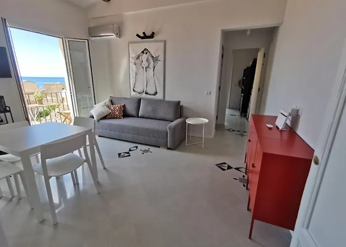 Idda, Vista Mozzafiato E Mare Dentro Casa